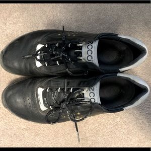 Ecco women’s golf shoes- BIOM Natural Motion- black/grey size 9